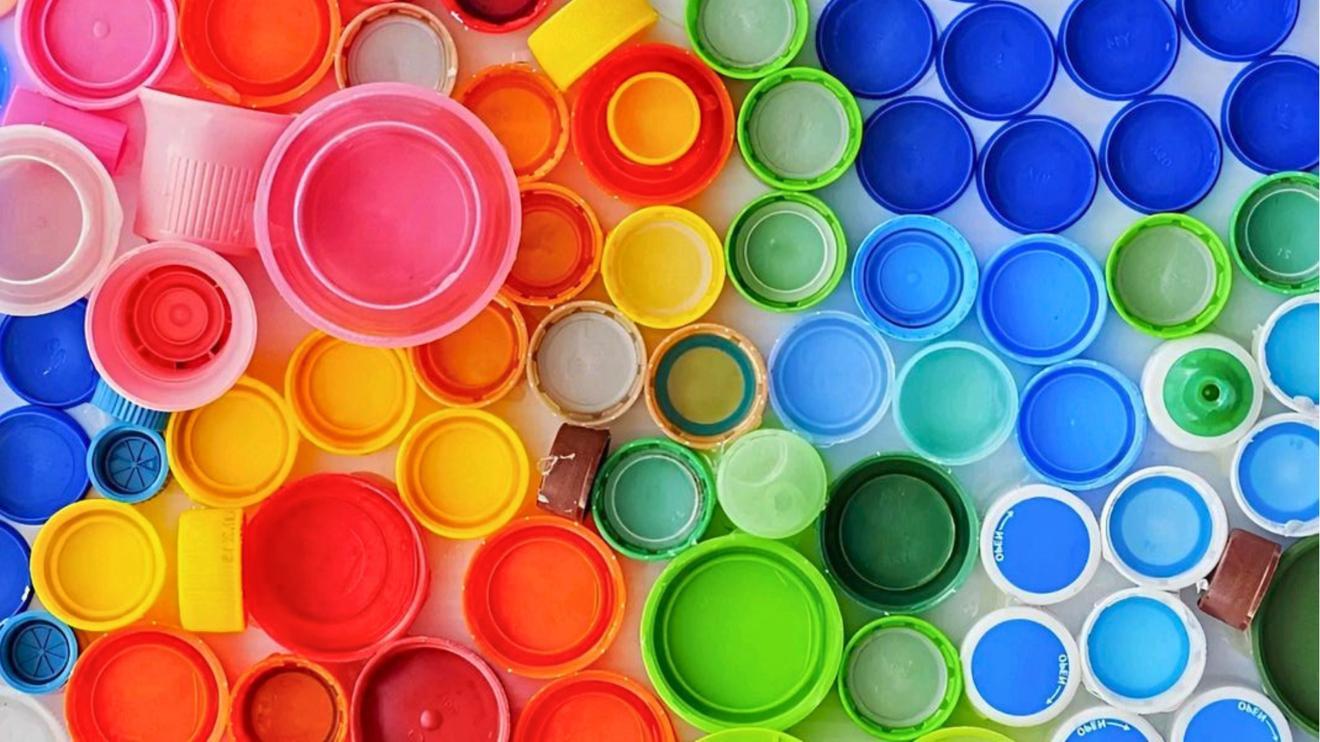Sistema automatizado de pigmento l&iacute;quido em linha de reciclagem pl&aacute;stica